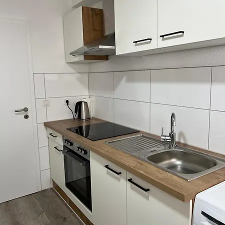 Private Monteurzimmer In Gemeinschaftswohnung Nahe Koeln Δωμάτια σε οικογενειακή κατοικία Kürten